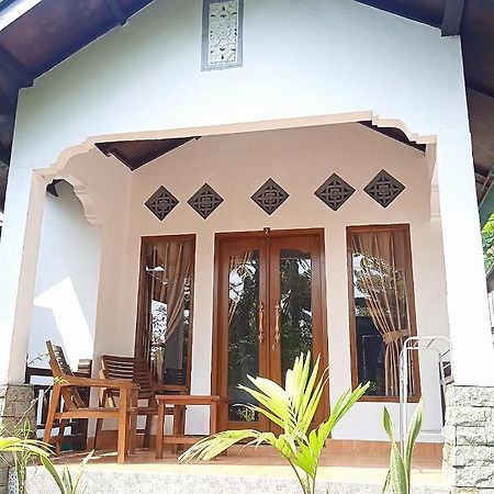 Yayan Bungalow กิลิไอร์ ภายนอก รูปภาพ