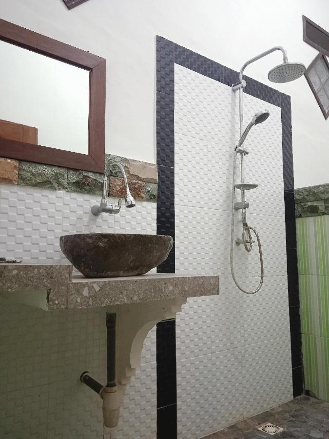 Yayan Bungalow กิลิไอร์ ภายนอก รูปภาพ