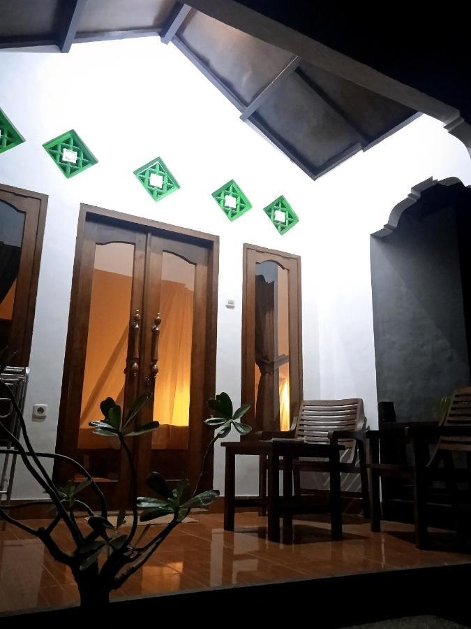 Yayan Bungalow กิลิไอร์ ภายนอก รูปภาพ