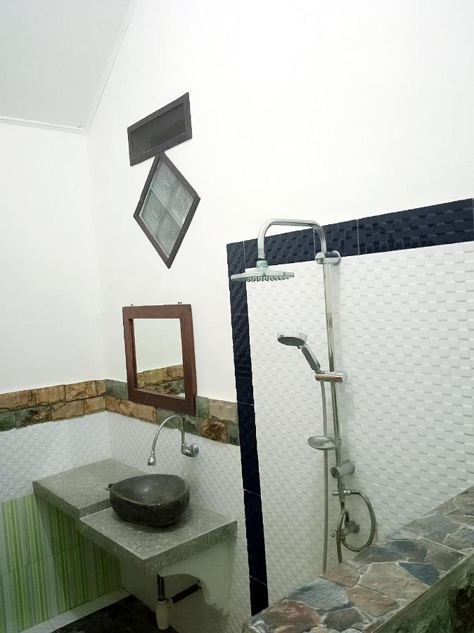 Yayan Bungalow กิลิไอร์ ภายนอก รูปภาพ